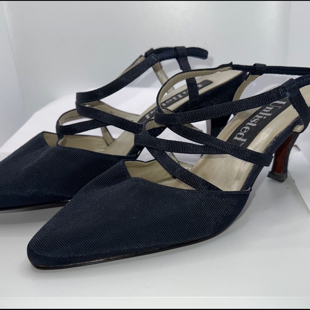 "Unlisted" - sling back pumps 45161  EUC